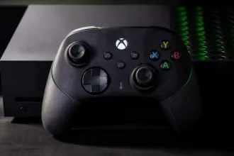 Nacon svela EVO Revolution: il nuovo controller Xbox ispirato allo storico Duke